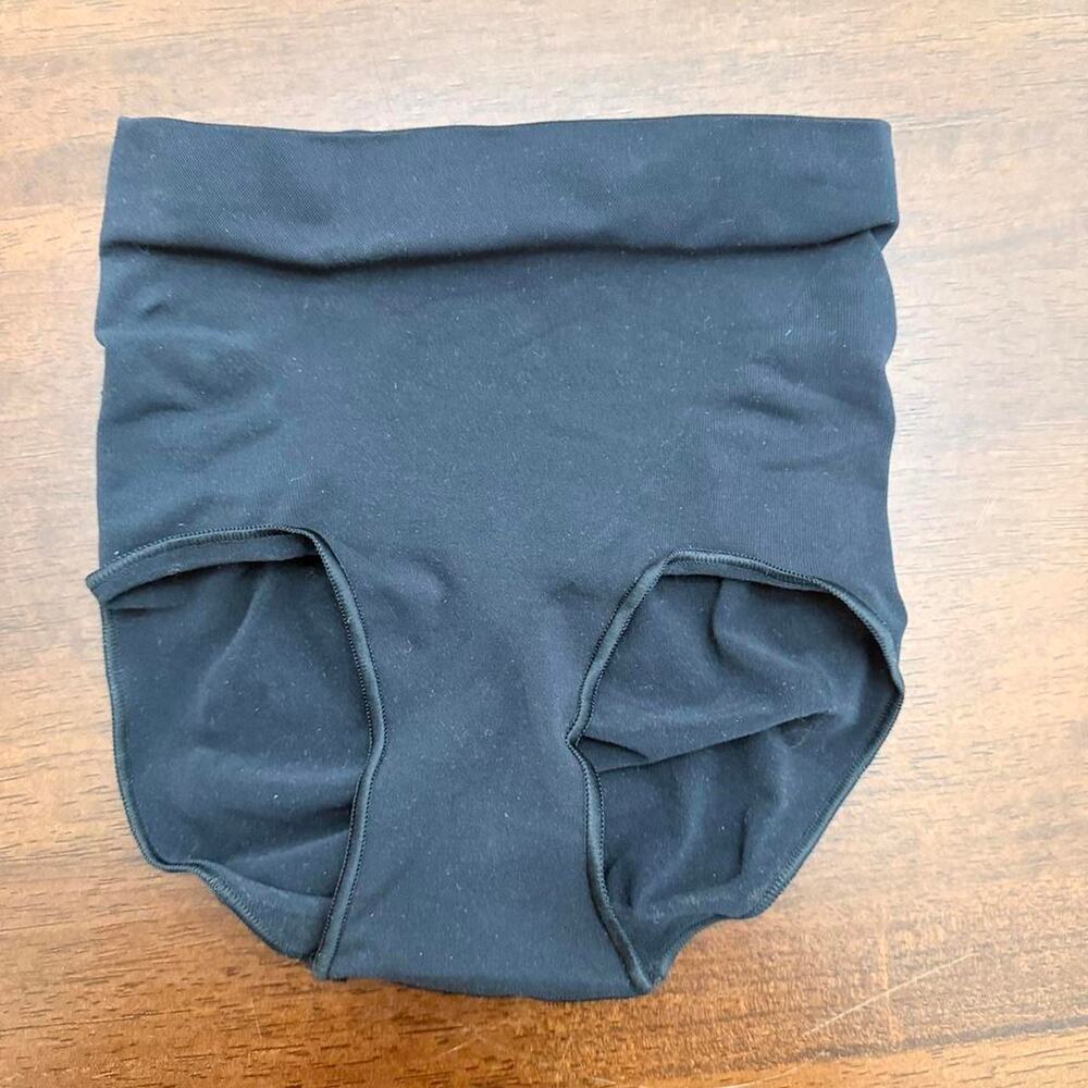 SKIMS Black Core Control High Waisted- XXS/XS